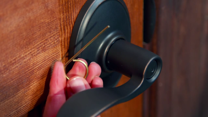 Door lock handing