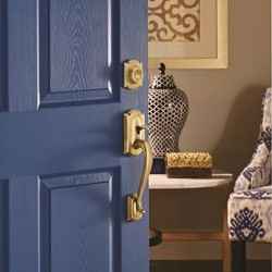 4 Reasons New Door Hardware Should Be Your Next Curb Appeal Project