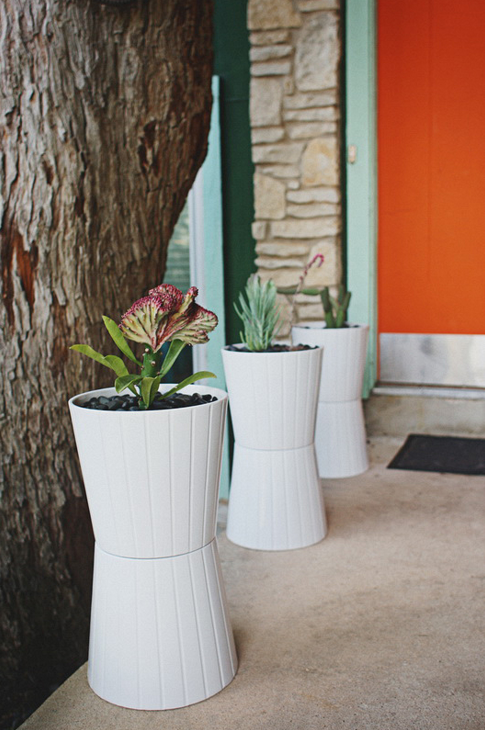 11 DIY Curb Appeal Projects to Help You Kickstart Spring | Schlage