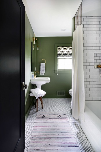Get a jump start on spring cleaning with a bathroom refresh | Schlage