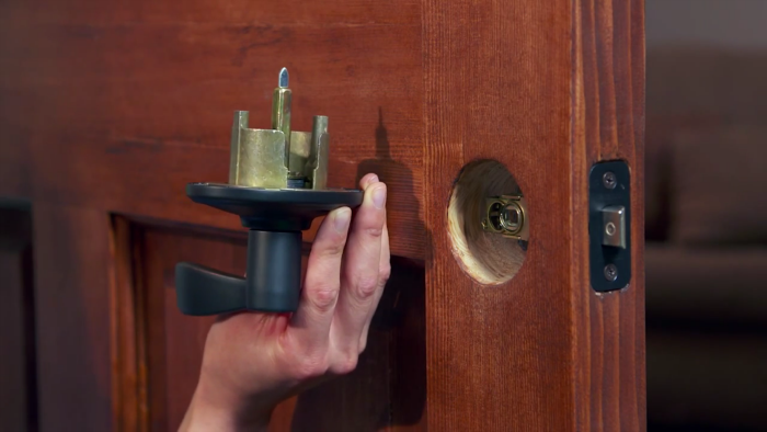 Lever and door knob installation