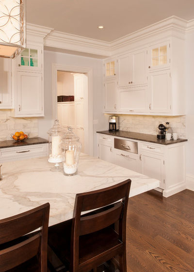 Mixed materials - Kitchen - Marble Countertops