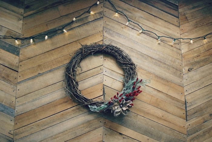DIY grapevine Christmas wreath