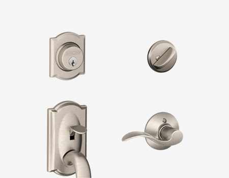 Single cylinder door handle