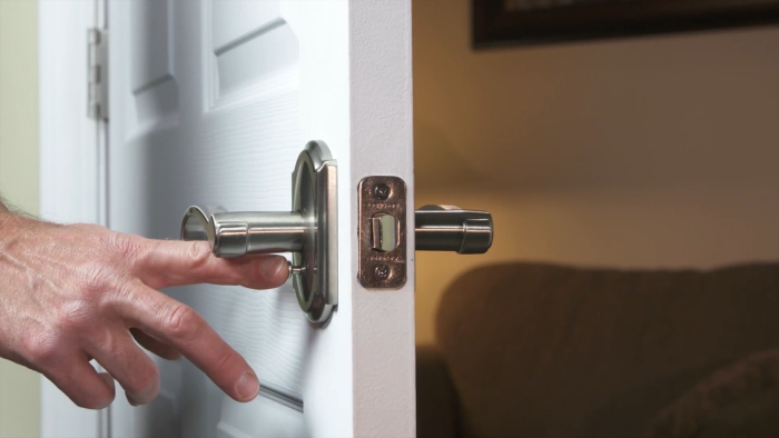 Schlage FB50COLBWECOL619 Satin Nickel Bowery Single Cylinder Keyed Entry  Knob Set and Collins Deadbolt Combo with Collins Rose 