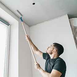 Floor and ceiling painting tips | Schlage