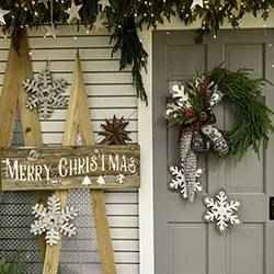 DIY Holiday door decor | Schlage