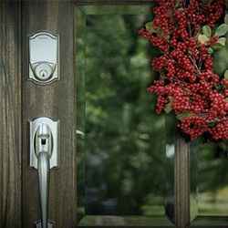 4 steps to the best holiday curb appeal